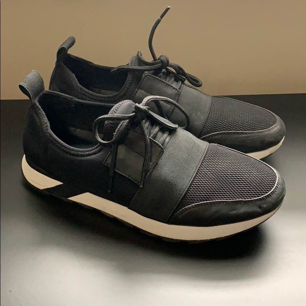 Steve Madden Polar Sneakers